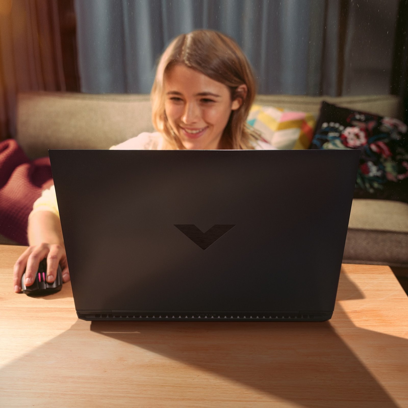 Ordinateur portable gaming HP Victus 15-fb0001nk (6E1E3EA) 8 Ordinateur portable gaming HP Victus 15-fb0001nk (6E1E3EA) – Image 8